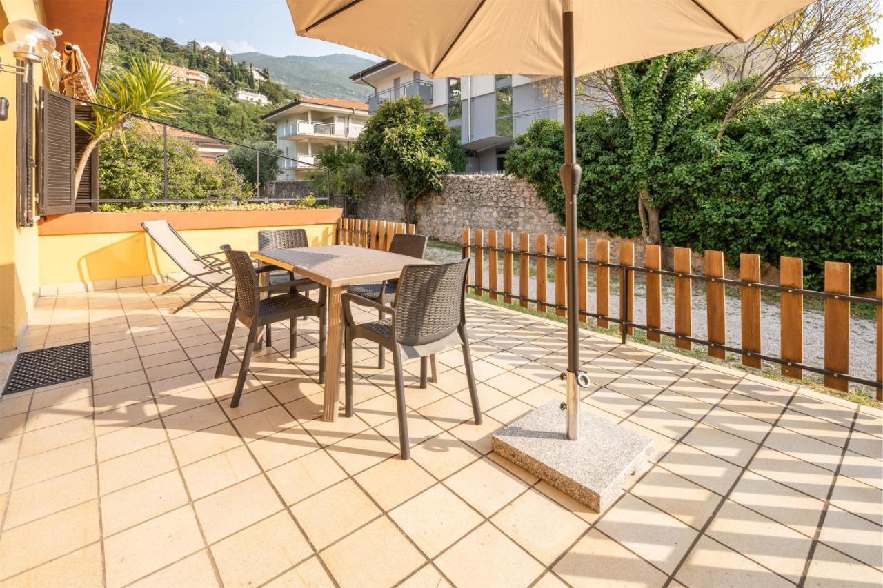 Casa Doppia Apartment Torbole Sul Garda ภายนอก รูปภาพ